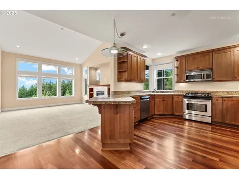 10211 SE Bristol Lane Happy Valley OR 97086