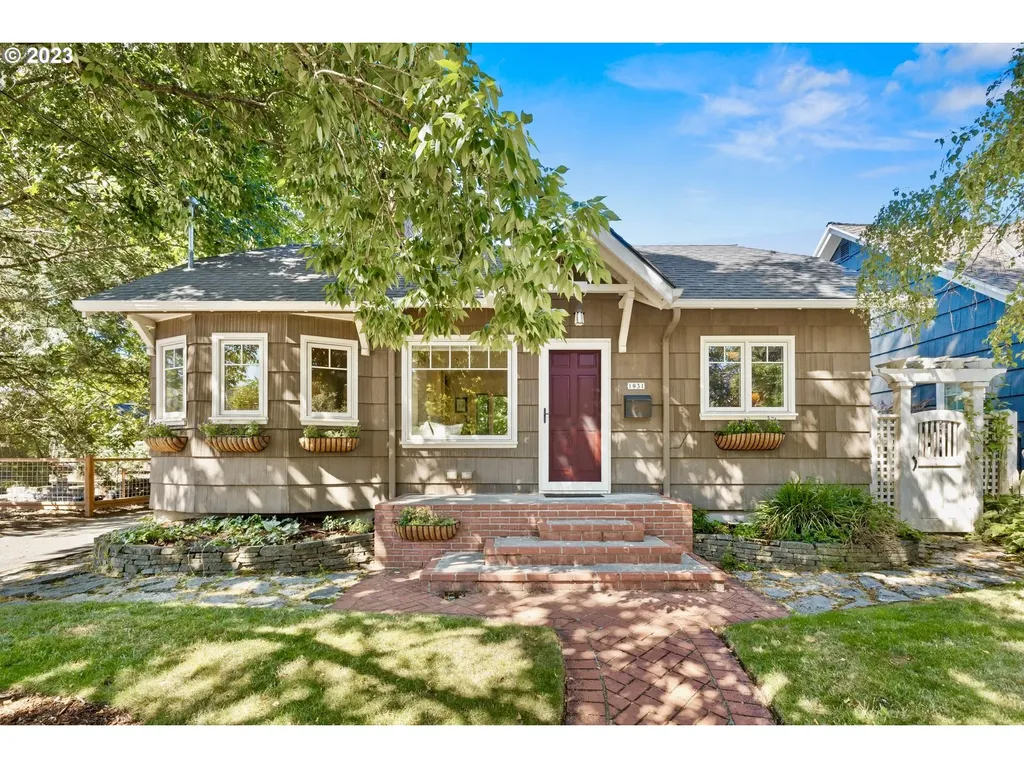 1931 Ne 62nd Avenue Portland OR 97213