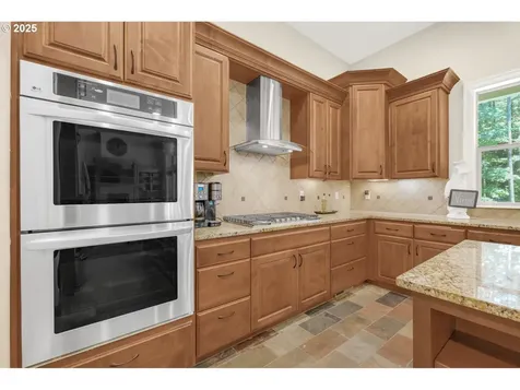 25600 NE Ridge View Drive Hillsboro OR 97123