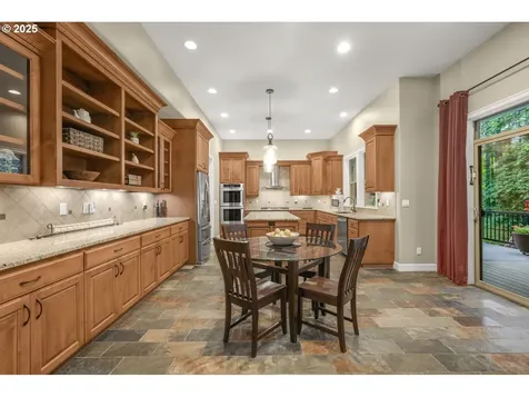 25600 NE Ridge View Drive Hillsboro OR 97123