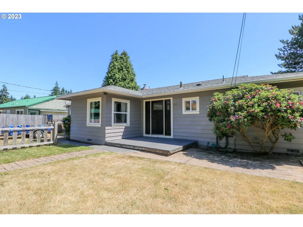 1183 Ocean Terrace Coos Bay OR 97420