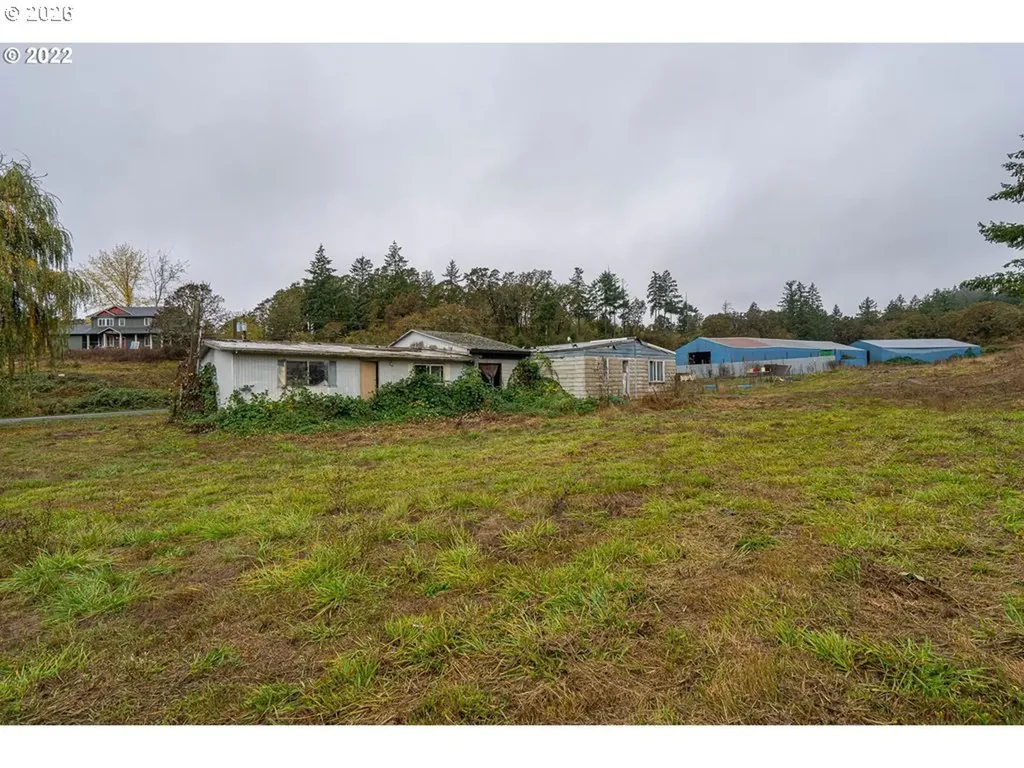 4090 NW Lincoln Avenue Yamhill OR 97148