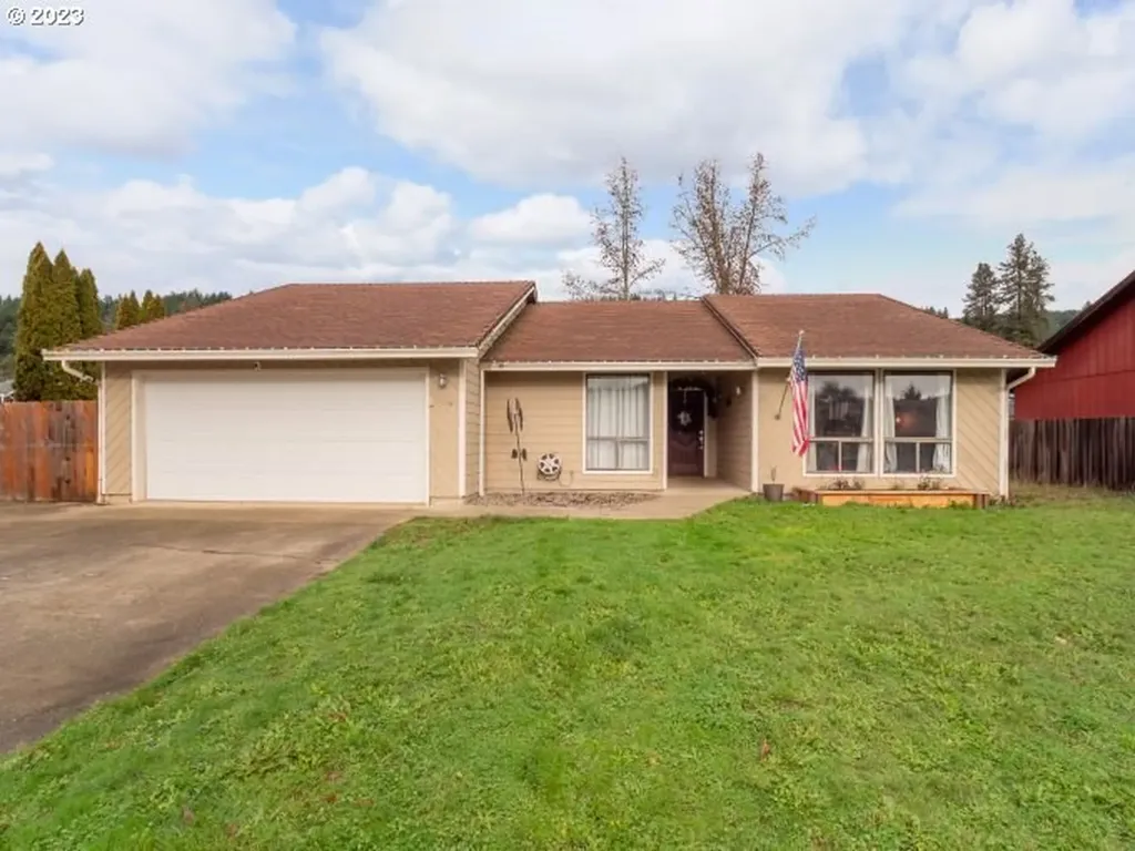 1819 E Fourth Avenue Sutherlin OR 97479