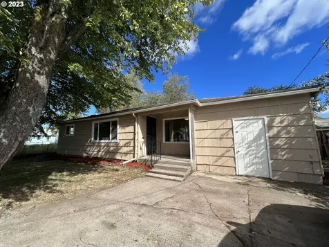 735 21st Street Springfield OR 97477