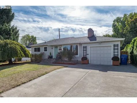 1410 Manor Drive Gladstone OR 97027
