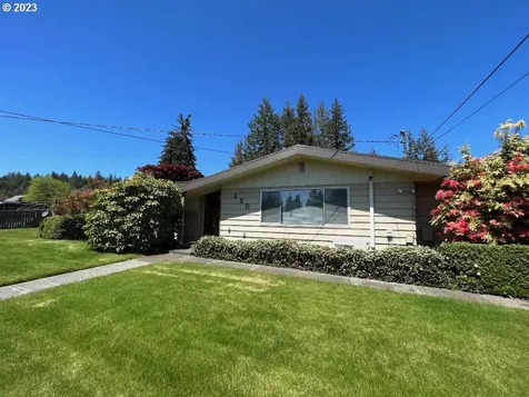 250 W 17th Street Coquille OR 97423
