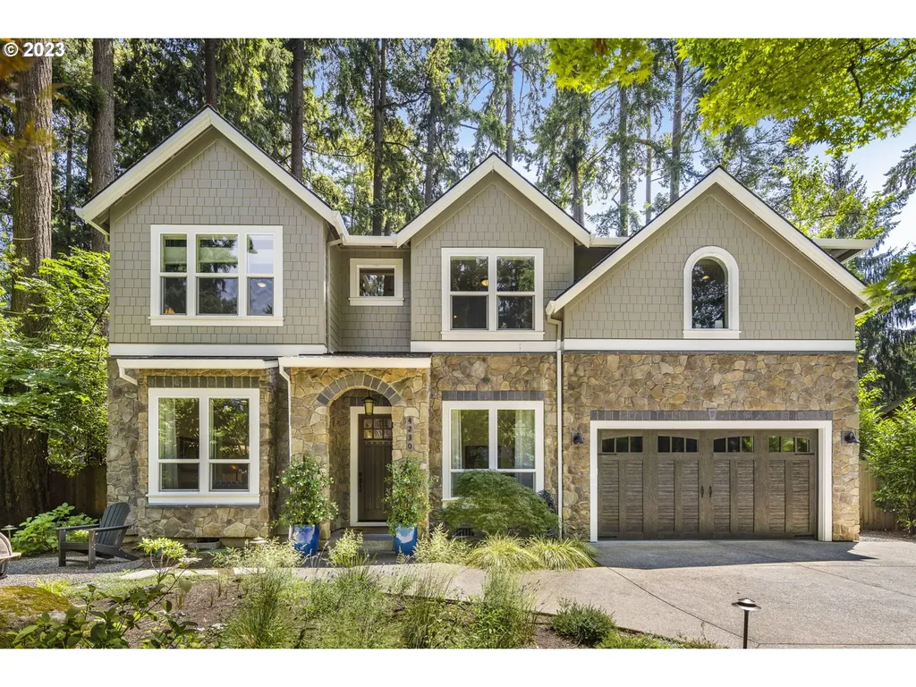 4230 Sunset Drive Lake Oswego OR 97035