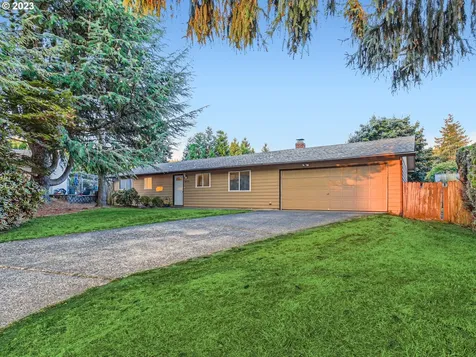 9721 Nw 17th Avenue Vancouver WA 98665