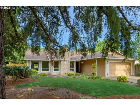 885 Sw Eckman Court Mcminnville OR 97128
