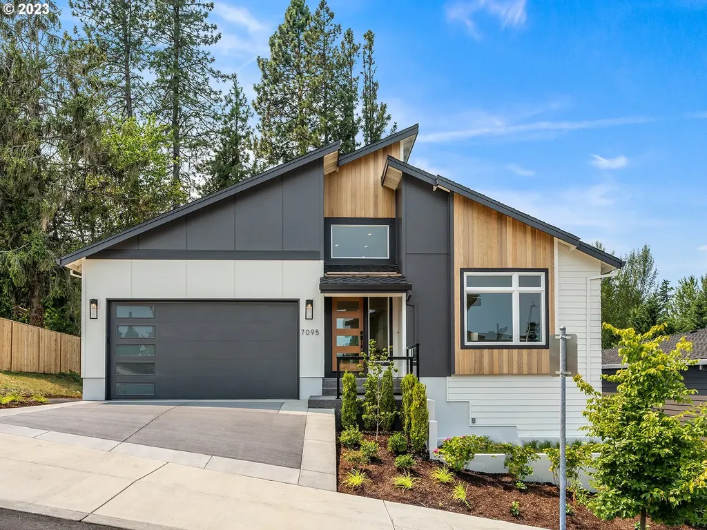 7095 Sw 25th Avenue Portland OR 97219