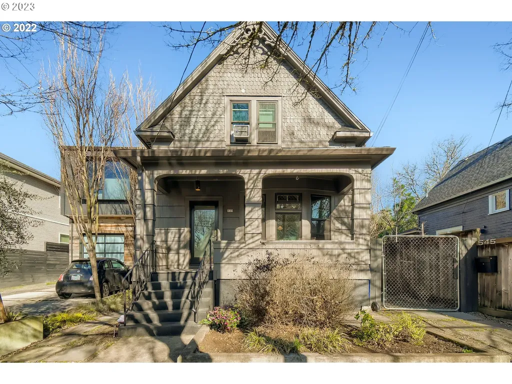 535 Ne Stanton Street Portland OR 97212