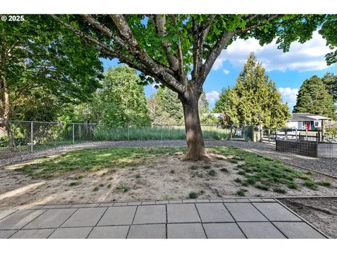 1430 Chase Street Eugene OR 97402
