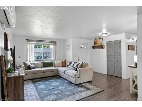 1430 Chase Street Eugene OR 97402