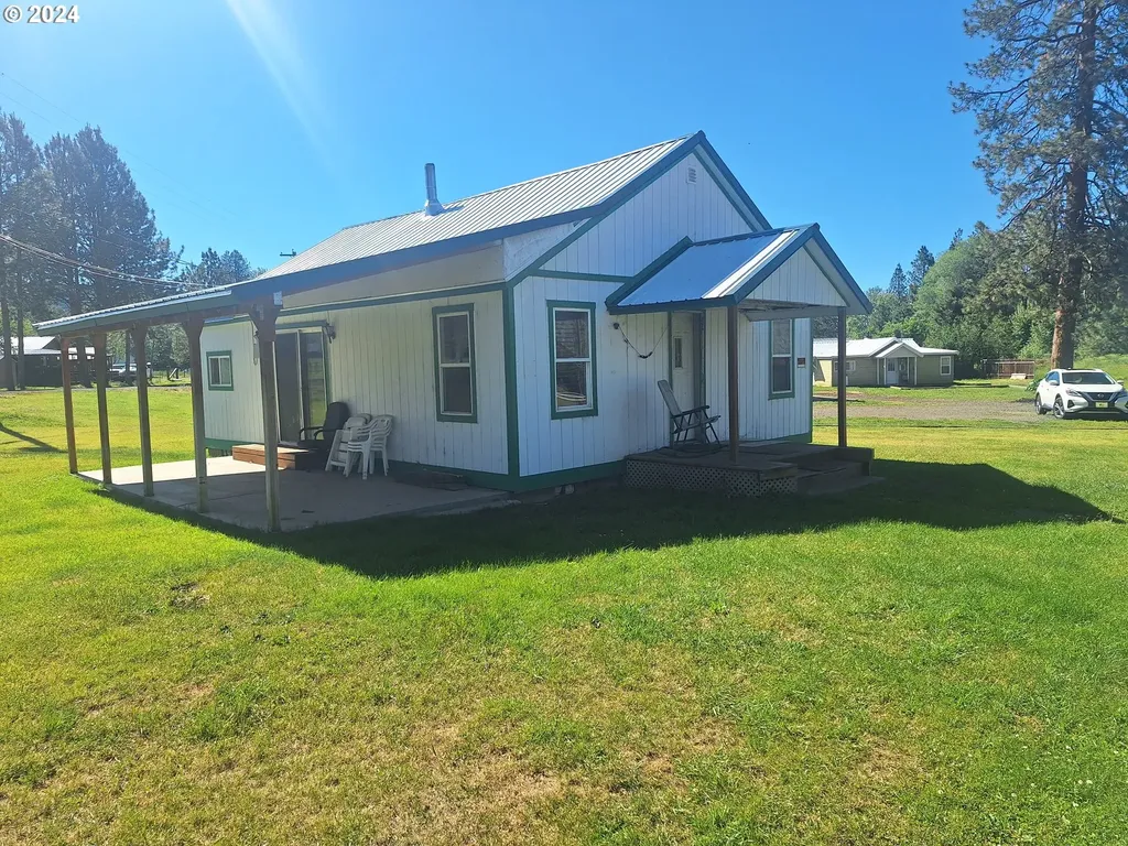 804 W Highway 82 Wallowa OR 97885