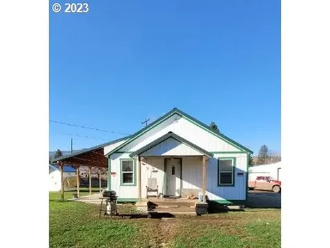 804 W Highway 82 Wallowa OR 97885