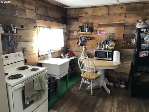 804 W Highway 82 Wallowa OR 97885