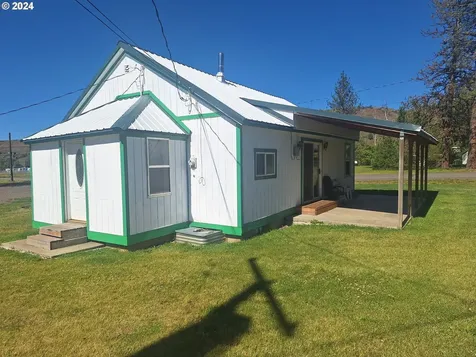 804 W Highway 82 Wallowa OR 97885