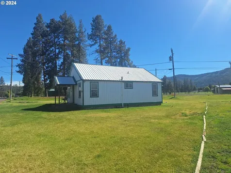 804 W Highway 82 Wallowa OR 97885