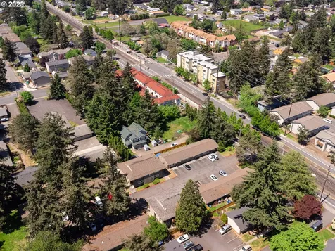 17310 E Burnside Street Portland OR 97233