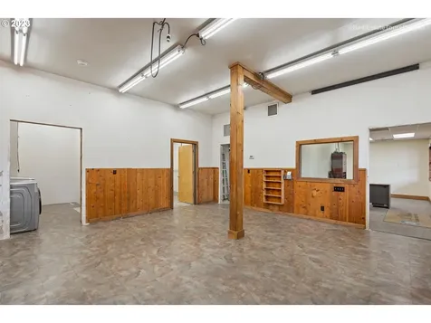 10791 NE Oak Street Donald OR 97020