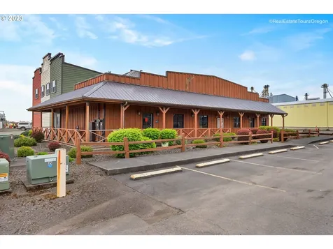 10791 NE Oak Street Donald OR 97020