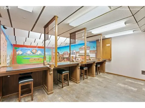 10791 NE Oak Street Donald OR 97020