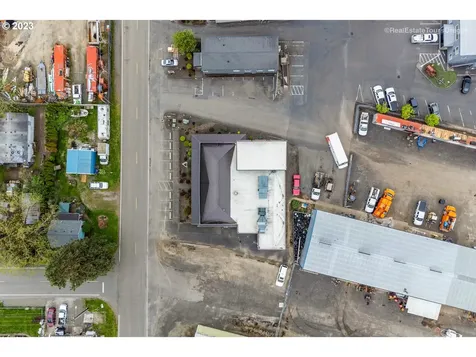 10791 NE Oak Street Donald OR 97020