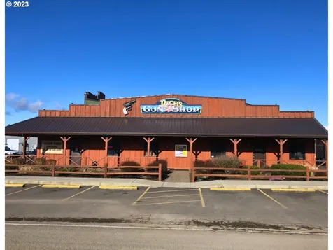 10791 NE Oak Street Donald OR 97020