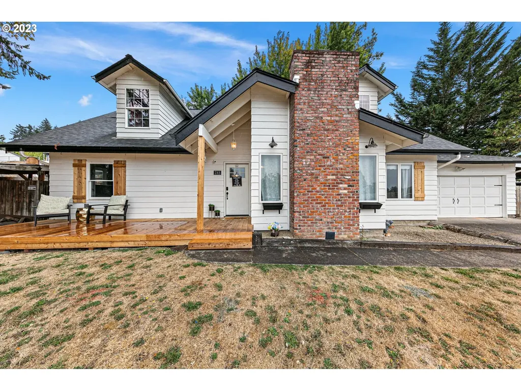 785 Kings Row Creswell OR 97426