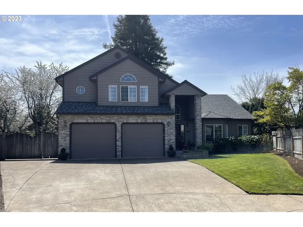 1670 Duke Court Eugene OR 97401