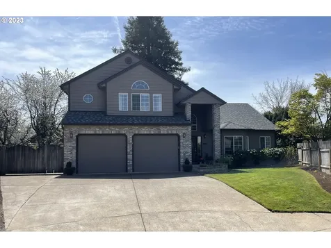 1670 Duke Court Eugene OR 97401