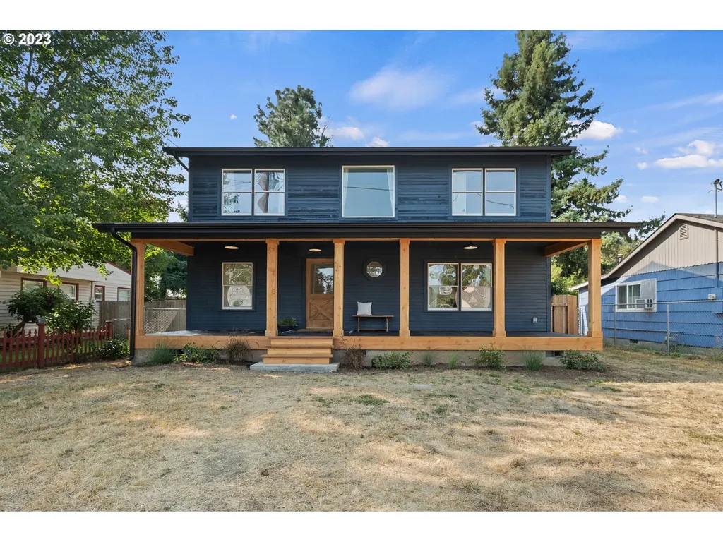 330 W Dartmouth Street Gladstone OR 97027
