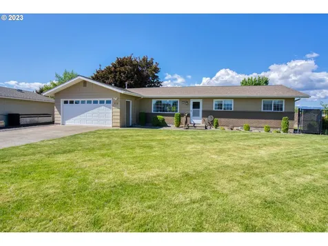332 12th Street Court Goldendale WA 98620