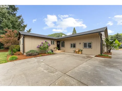 705 Ne Beacon Drive Grants Pass OR 97526