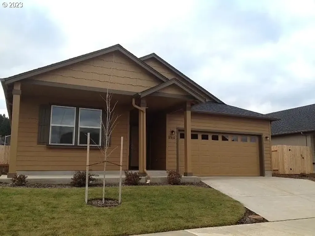 1295 Riverfront Way Cottage Grove OR 97424