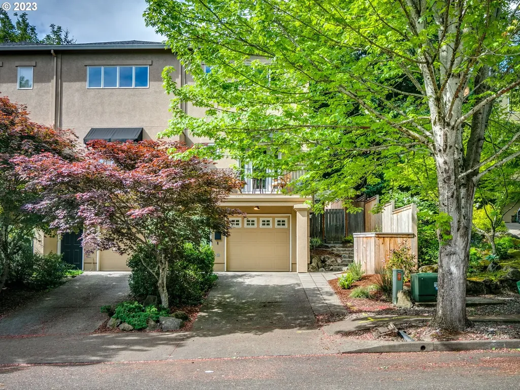 2837 Se Schiller Street Portland OR 97202