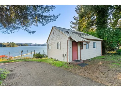 4844 Fish Mill Way Westlake OR 97493