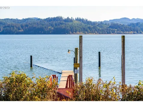 4844 Fish Mill Way Westlake OR 97493