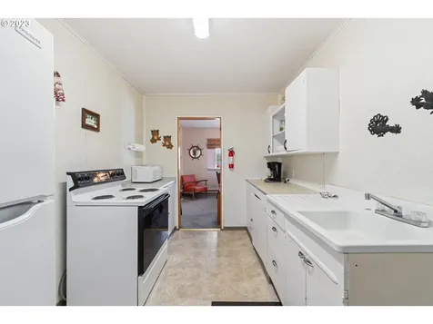 4844 Fish Mill Way Westlake OR 97493