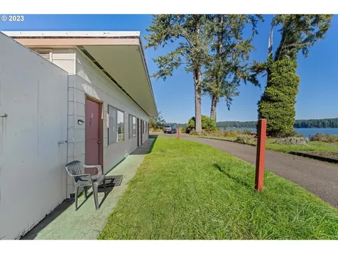 4844 Fish Mill Way Westlake OR 97493