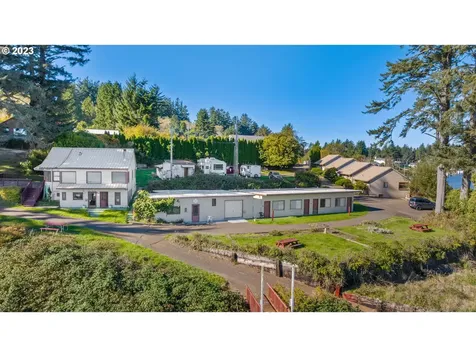 4844 Fish Mill Way Westlake OR 97493