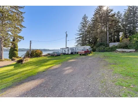 4844 Fish Mill Way Westlake OR 97493