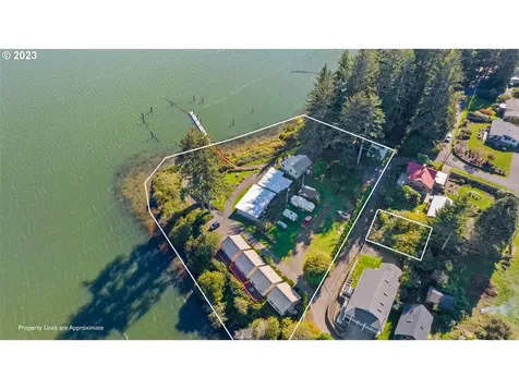 4844 Fish Mill Way Westlake OR 97493