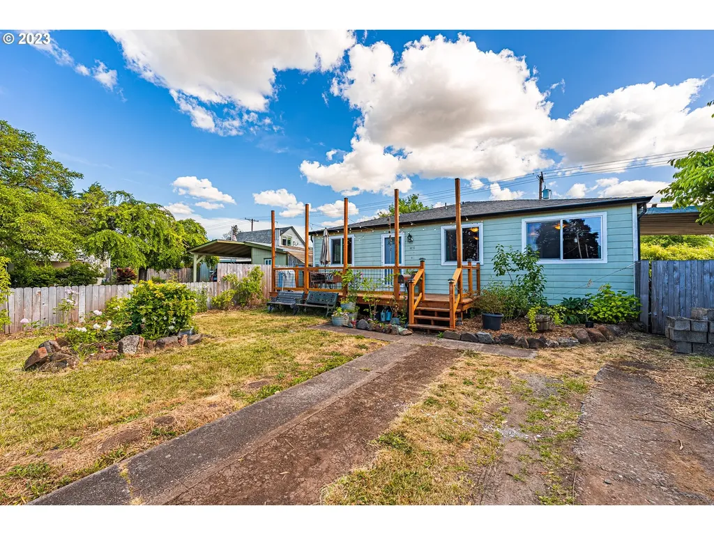 1051 B Street Springfield OR 97477