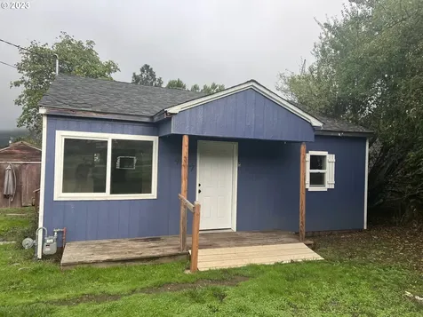 997 Cornutt Street Myrtle Creek OR 97457