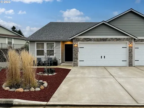 574 Fairway Estates Drive Sutherlin OR 97479