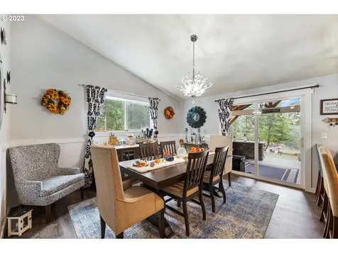 36565 Parsons Creek Road Springfield OR 97478