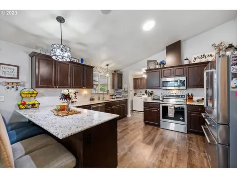 36565 Parsons Creek Road Springfield OR 97478