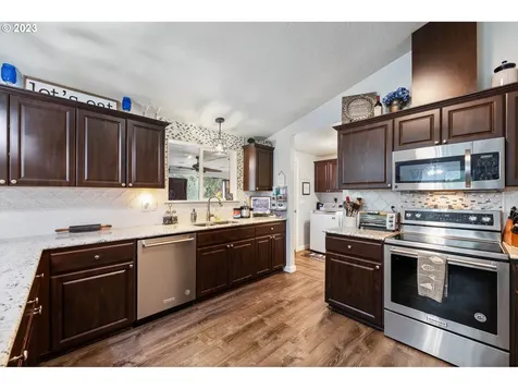 36565 Parsons Creek Road Springfield OR 97478