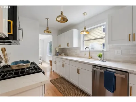 5545 N Wilbur Avenue Portland OR 97217
